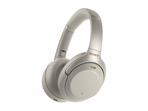We indulge in keen-edged high-quality sound [SONY WH-1000XM3]