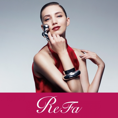 Skin-beautiful Mitsu Sawa